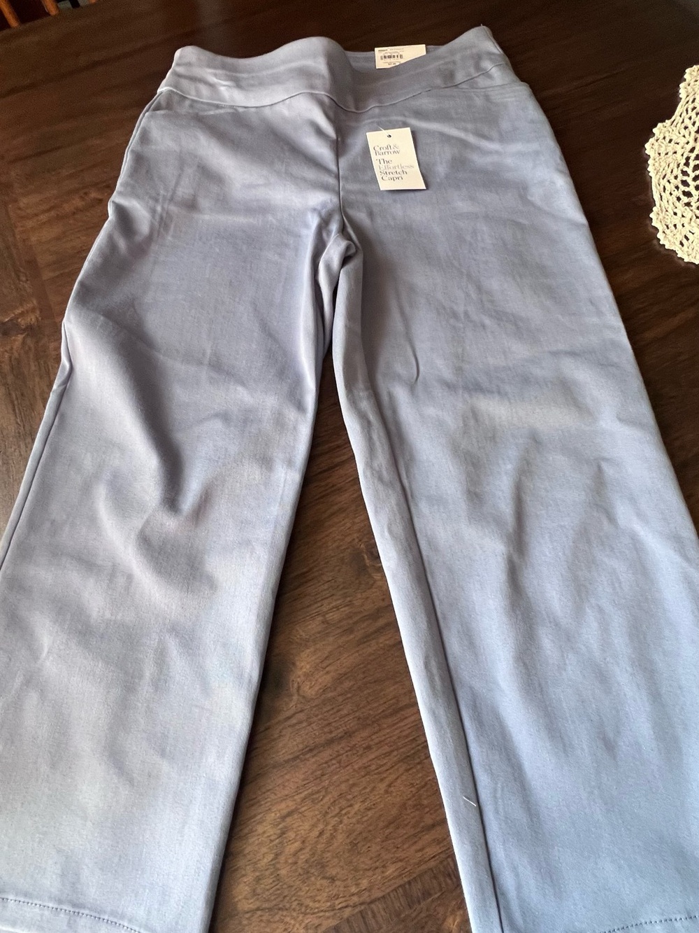 croft & barrow light blue capri pants